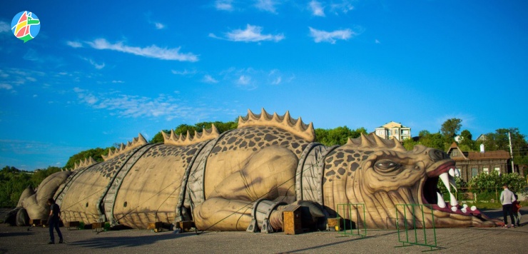 «Гигантский Динозавр» придет на стадион «Спартак» 