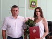 Глава Мичуринска наградил выпускницу школы и педагога колледжа за достижения в образовании 