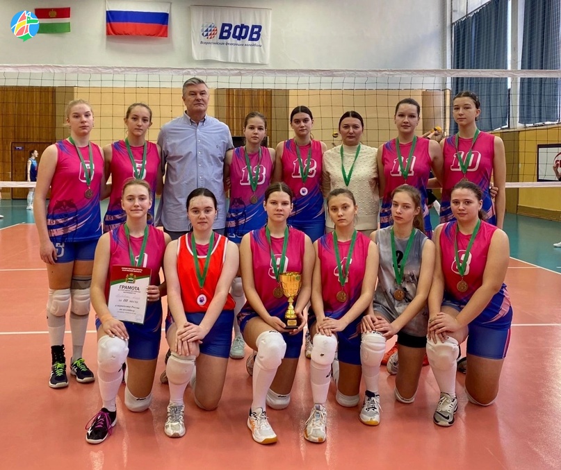Полуфинал Первенства России по волейболу принес мичуринским спортсменкам бронзу