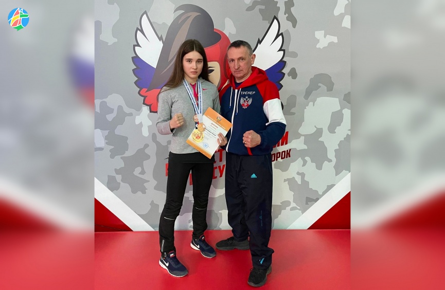 Девушка-боксер из Рассказова завоевала бронзу на первенстве России