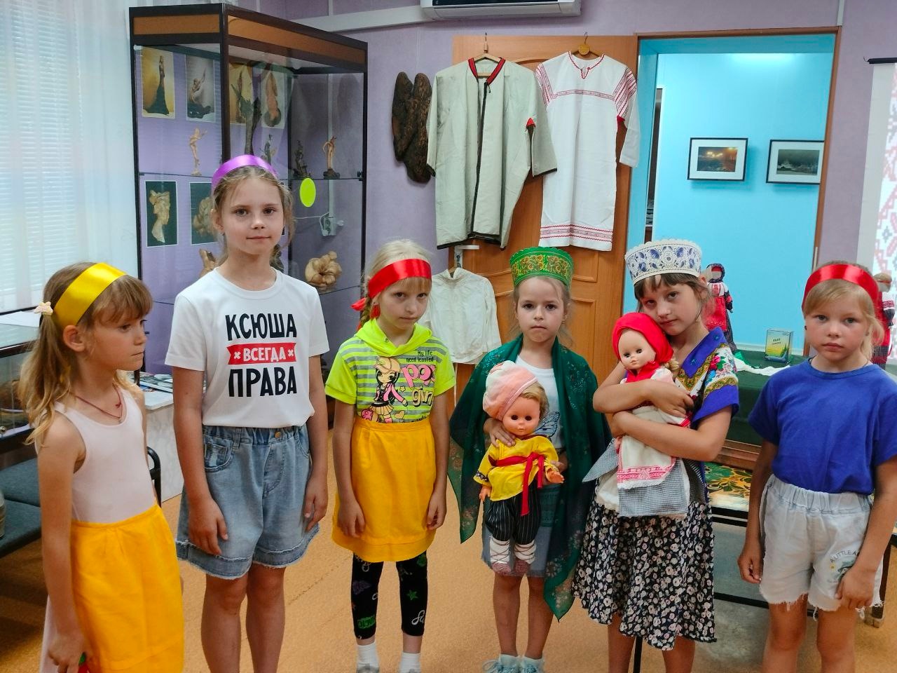 Детям рассказали о традициях русского костюма