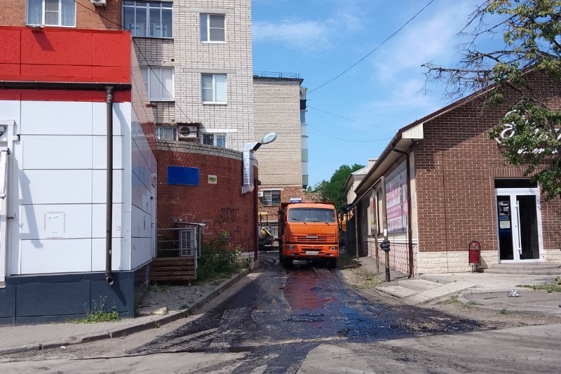 В Мичуринске проводят первый этап ямочного ремонта дорог 
