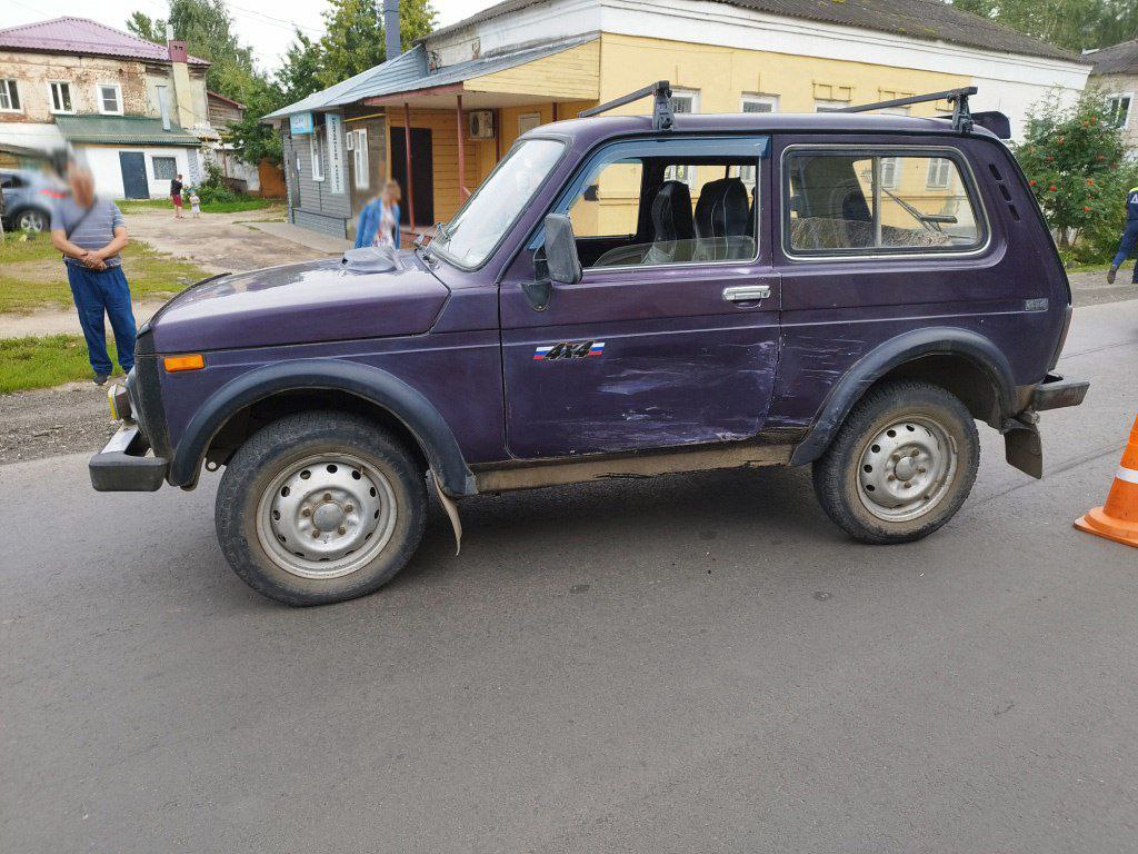 Столкнулись Нива и Lada Granta