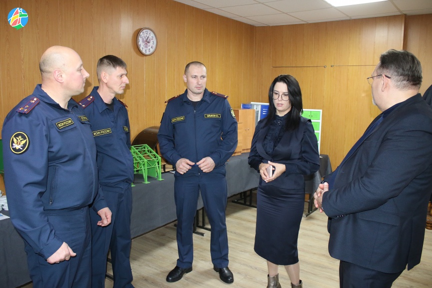 ИК №5 посетила исполняющая обязанности заместителя главы региона Оксана Леонгард