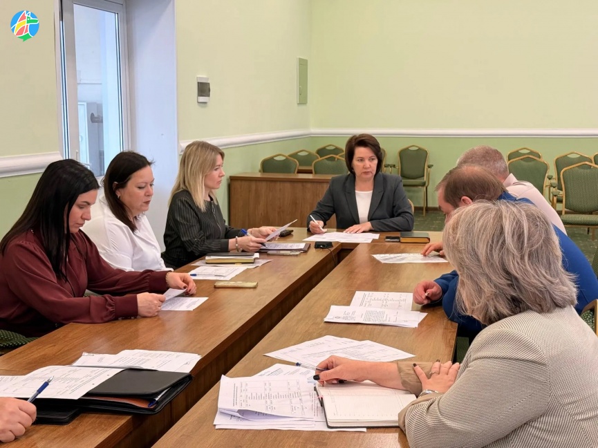 В РАССКАЗОВСКОМ ОКРУГЕ ОБСУДИЛИ БОРЬБУ С НЕЛЕГАЛЬНОЙ ЗАНЯТОСТЬЮ
