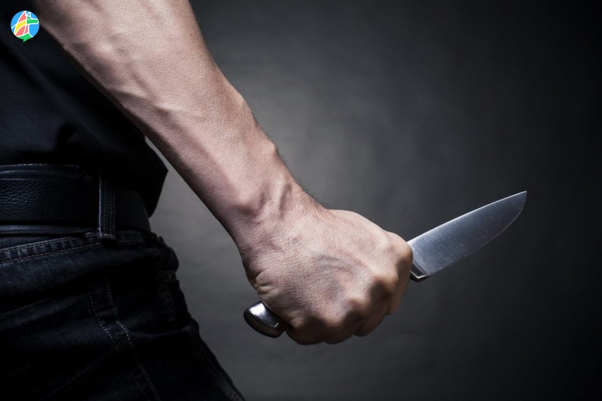 В Платоновке ранили ножом 23-летнего мужчину