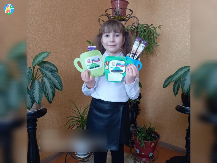 Школьники из села Дмитриевщина приняли участие в акции «Чашка тепла для бойца» 