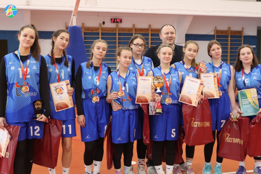 Баскетболистки из Мичуринска взяли бронзу в турнире на призы генерала армии Николая Рогожкина 