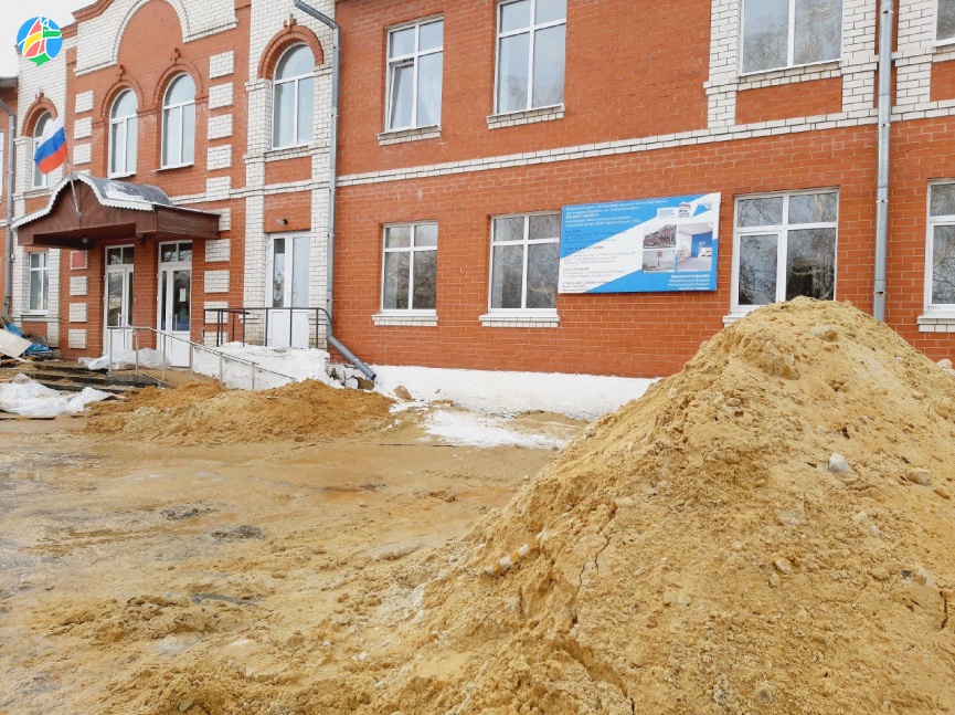 Ремонт школы в селе Хитрово 