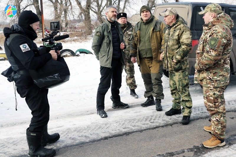 Илья Николотов и Александр Ванюшкин участвовали в съемках документального фильма о Донбассе
