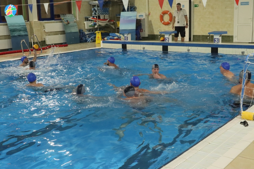 В Мичуринске прошли соревнования «На водное поло всей семьей»