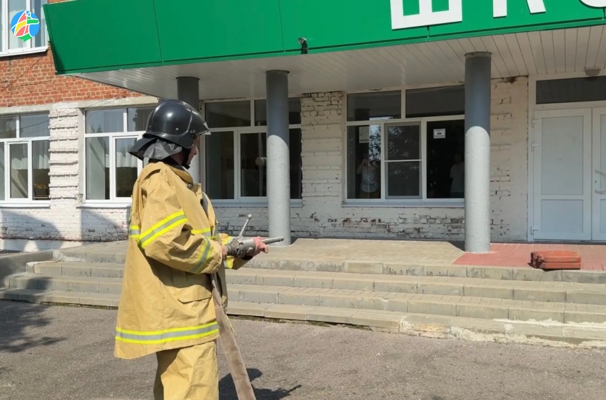 В РАССКАЗОВСКОМ ОКРУГЕ ПРОШЛИ АНТИТЕРРОРИСТИЧЕСКИЕ И ПРОТИВОПОЖАРНЫЕ УЧЕНИЯ